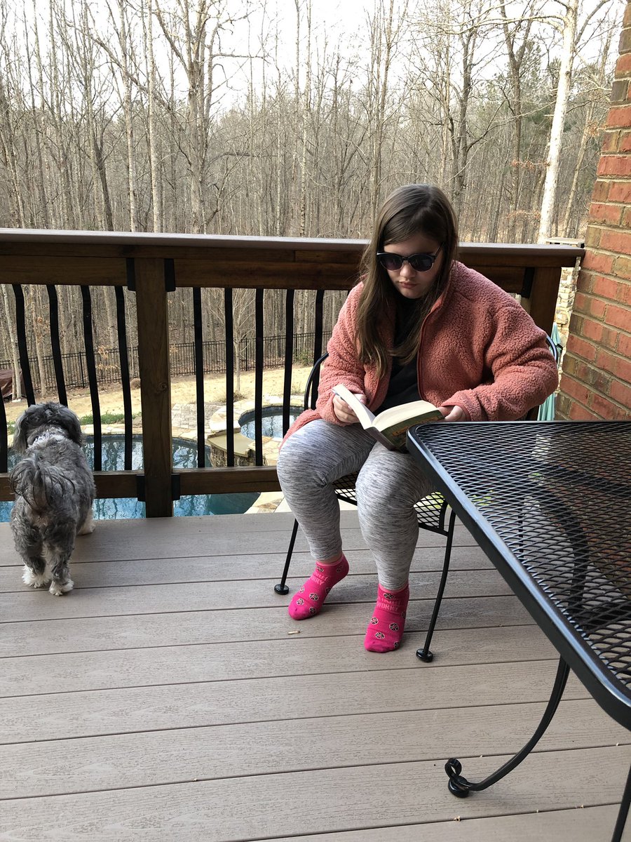 marymarblek15's tweet photo. Got caught reading wearing sunglasses 😎 Day1 reading challenge #CCCDfam #CCSDkidsread @BGESTEM #GetCCSDReading @GetGAReading @GETCHEROKEEREADING https://t.co/AROXIt2SpV