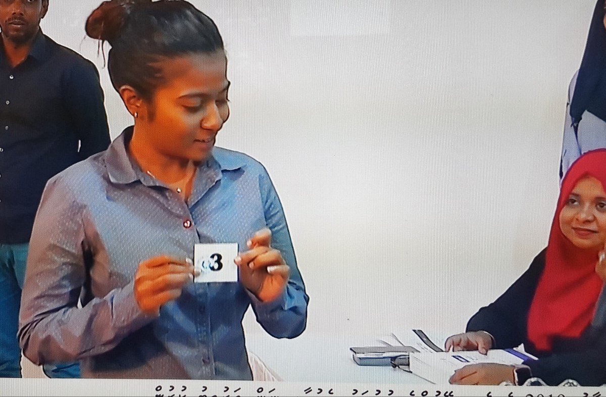 Arttey's tweet photo. F02 - Eydhafushi dhaairaage Candidate no 3✔ #Agenda19 #Majilis19thilafathah
#Artey2019 https://t.co/LxjVJKURtJ