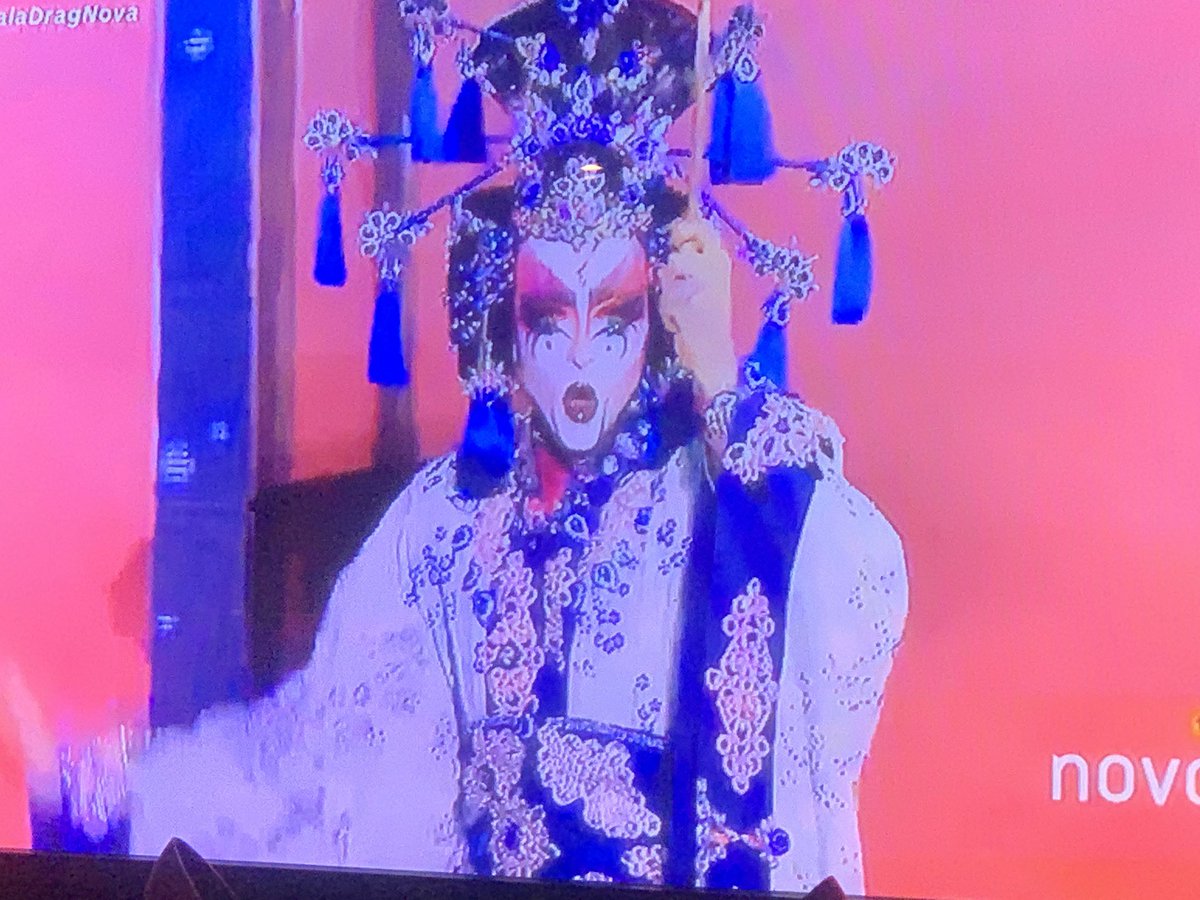 Wow con #dragequinox !! 😍