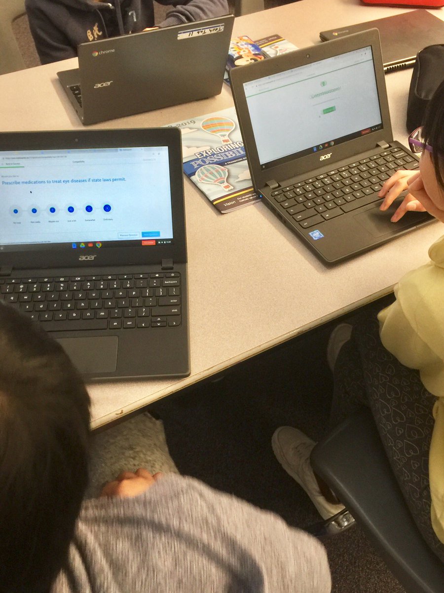 palmateach's tweet photo. Lots happening in Pathways and Careers these last few weeks! Gr 7s &amp; 8s have deciphered high school course codes, learned more about university, college, and the workplace pathways and have been using @my_Blueprint for their career exploration assignment! @PathwaysYCDSB @dbruni_ https://t.co/XVpvQBsbw2