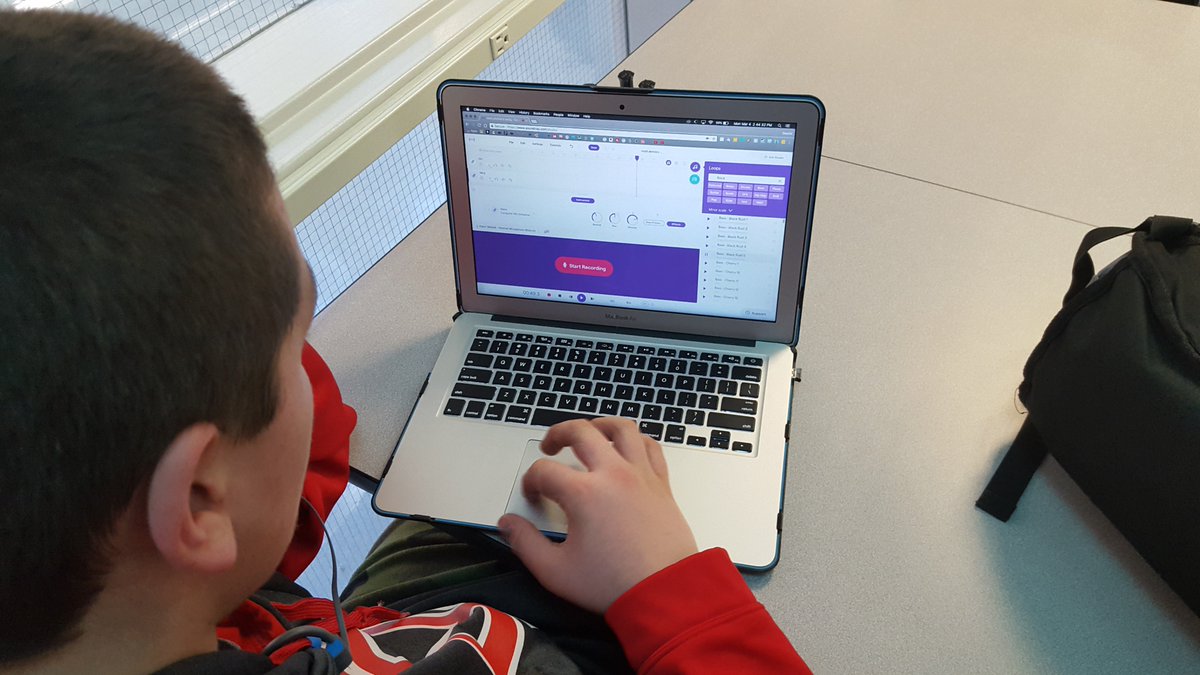 PamVerfaillie's tweet photo. Students in the library creating podcasts for Mr. Mixon's math class! #AkLearns @AlaskaAsl @spiralEDU #astechat #akedchat https://t.co/wbytoniGhv