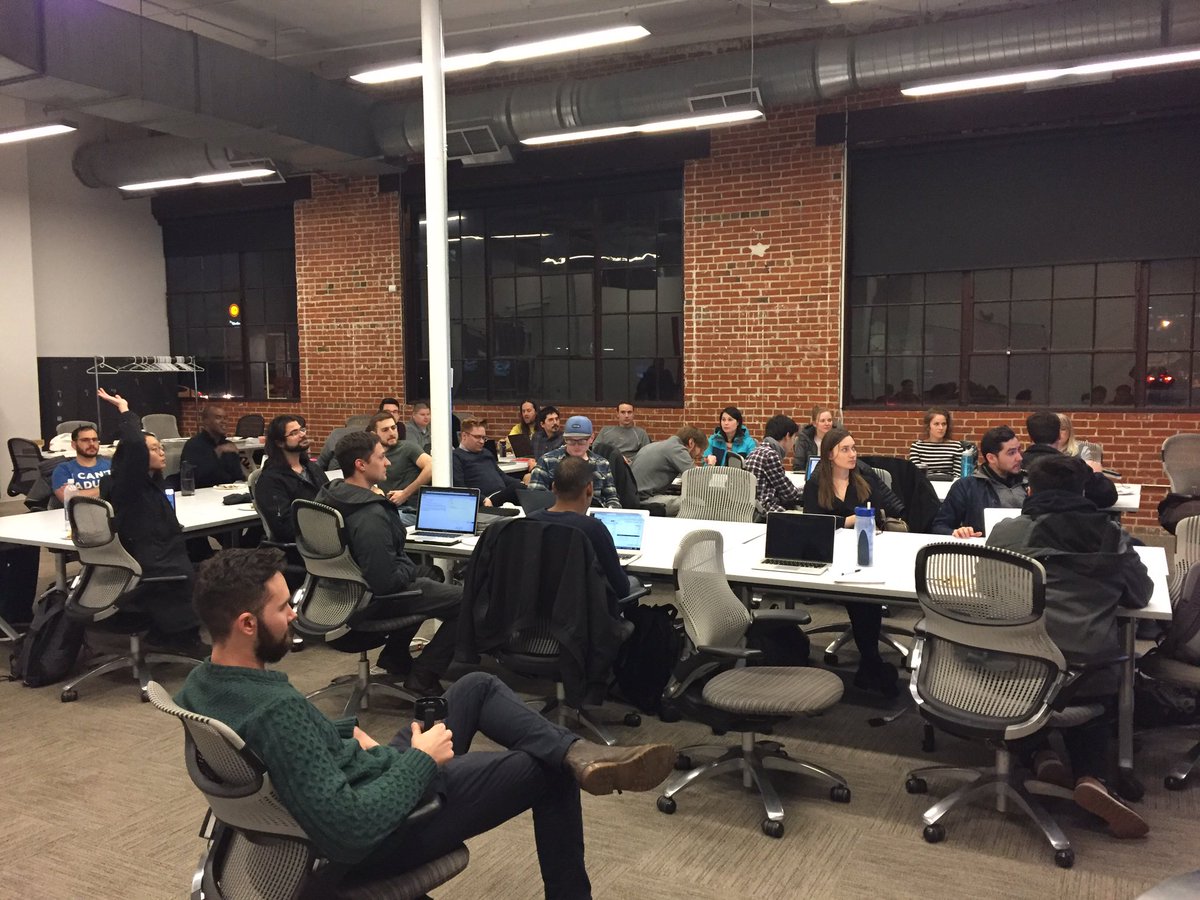 MindFullInfo's tweet photo. Quite a nice turnout @CodeForDenver tonight #codeforgood #civichacking https://t.co/DY4PBMo290