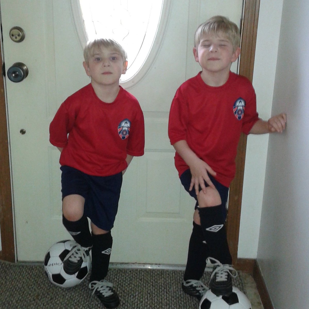 augiebuttinelli's tweet photo. #twins #toddlers #toddlerlife #stayathomedad #toddlertraining #love #myboys #youthsoccer #youthsports #floridaboys #practicemakesperfect #dadslife #letsgo https://t.co/Ani5CZC6Rh