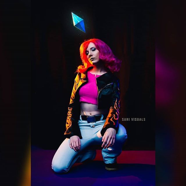 ShareMyCosplay's tweet photo. Feature #cosplayer @drawmeacosplay with an awesome shot of her newest creation - #jayde from #TheUrbz : #SimsintheCity. #cosplay #videogames
.
.
Cosplayer : Lisanna
Photographer : @sanivisualarts 🔥
.
.
#thesims #thesimscosplay #theurbzcosplay #jayde… https://t.co/KHjZxWHLTj https://t.co/yUwa45SuV6