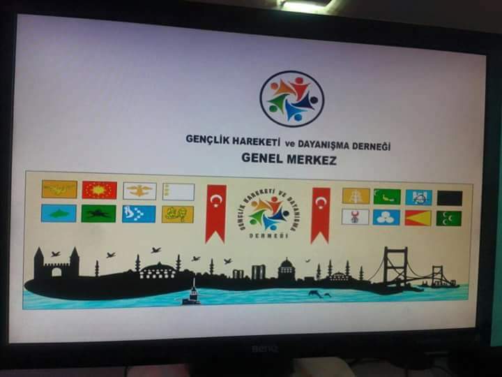 GhdGenelMerkez's tweet photo. Konuşan , Sorgulayan , Üreten....
Yere Düşen Ekmeği Öpüp Alnına Koyan...
Manevi Değerlerine Sahip Çıkan....
Ülkesinin ve Gençlerin Geleceğine Sahip Çıkan
O Gençlik Yeniden Geri Geliyor.....
Yeni Yönetim , Yeni Kadrolar ve Yeni Hedefler İle Sahaya İniyoruz. https://t.co/NjQAb8hInp