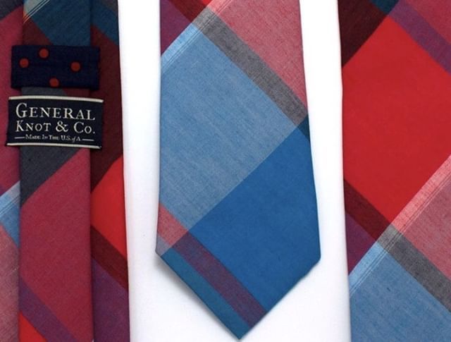 GeneralKnot's tweet photo. This #newarrival checks all of the boxes.✅
.
.
.
.
.
#newarrivals #madeintheusa #vintagetextiles #limitededition #generalknot #shopsmall #spring2019 #sustainablefashion #menswear #check https://t.co/eeKjoFGPUK https://t.co/GVf5ooaSZq