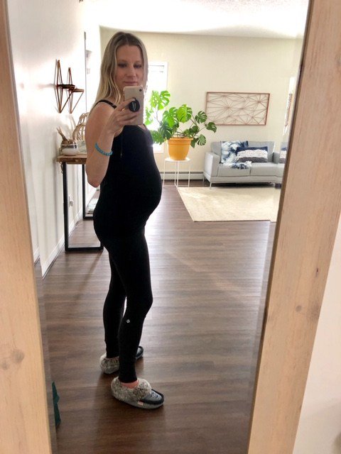 LivingMintGreen's tweet photo. 30 Week Pregnancy Update, How Illness Begins + Questions For You! https://t.co/8vFWQVCfi1 https://t.co/RMnKz4Fp3Z