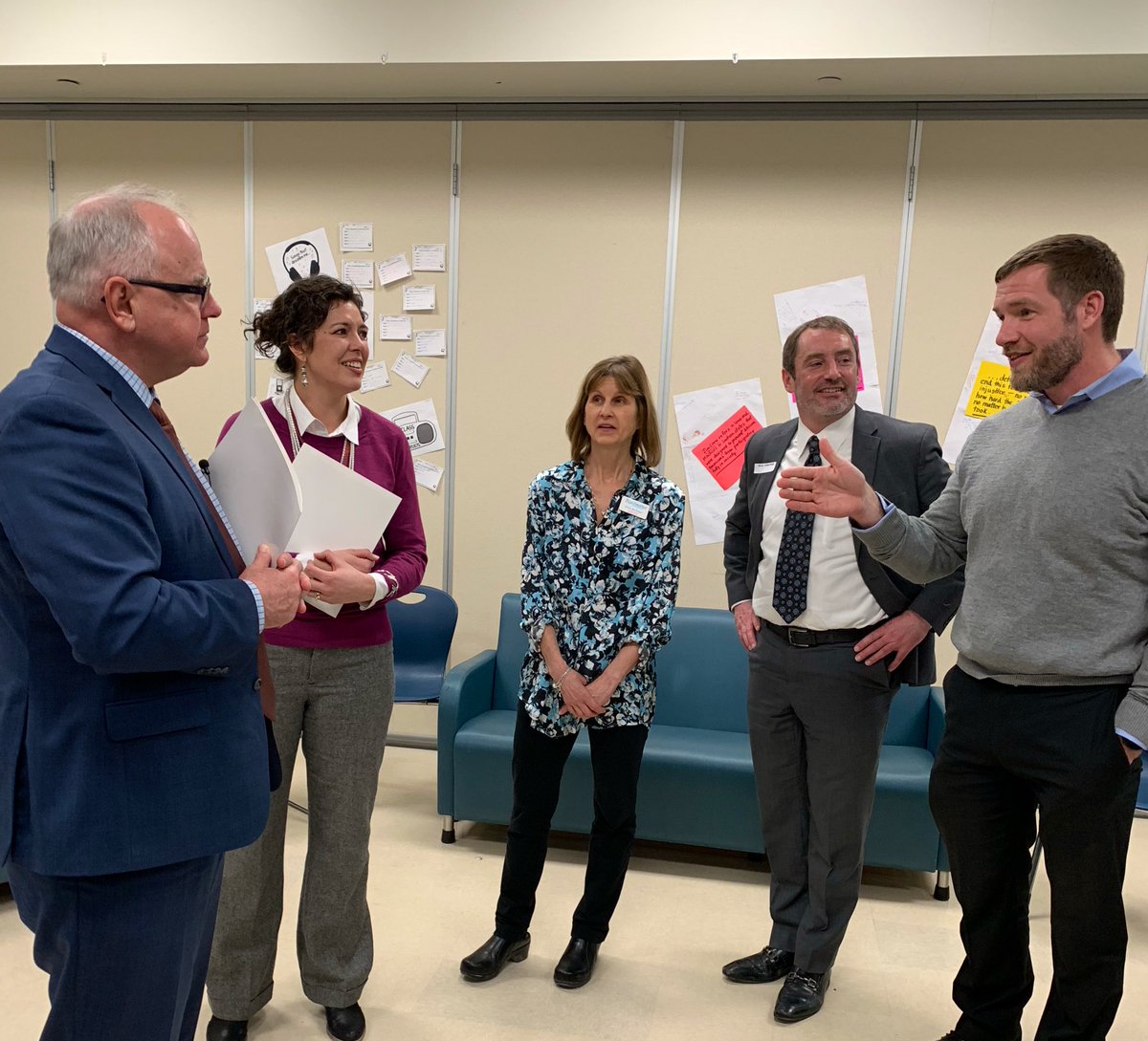 GovTimWalz's tweet photo. Today, I toured a full-service community school in Rochester. These schools provide wrap-around services like health and dental care to students and their families. I’m proud our #OneMinnesota budget restores funding to these schools, so students have the opportunity to succeed. https://t.co/i8xoicUYdI
