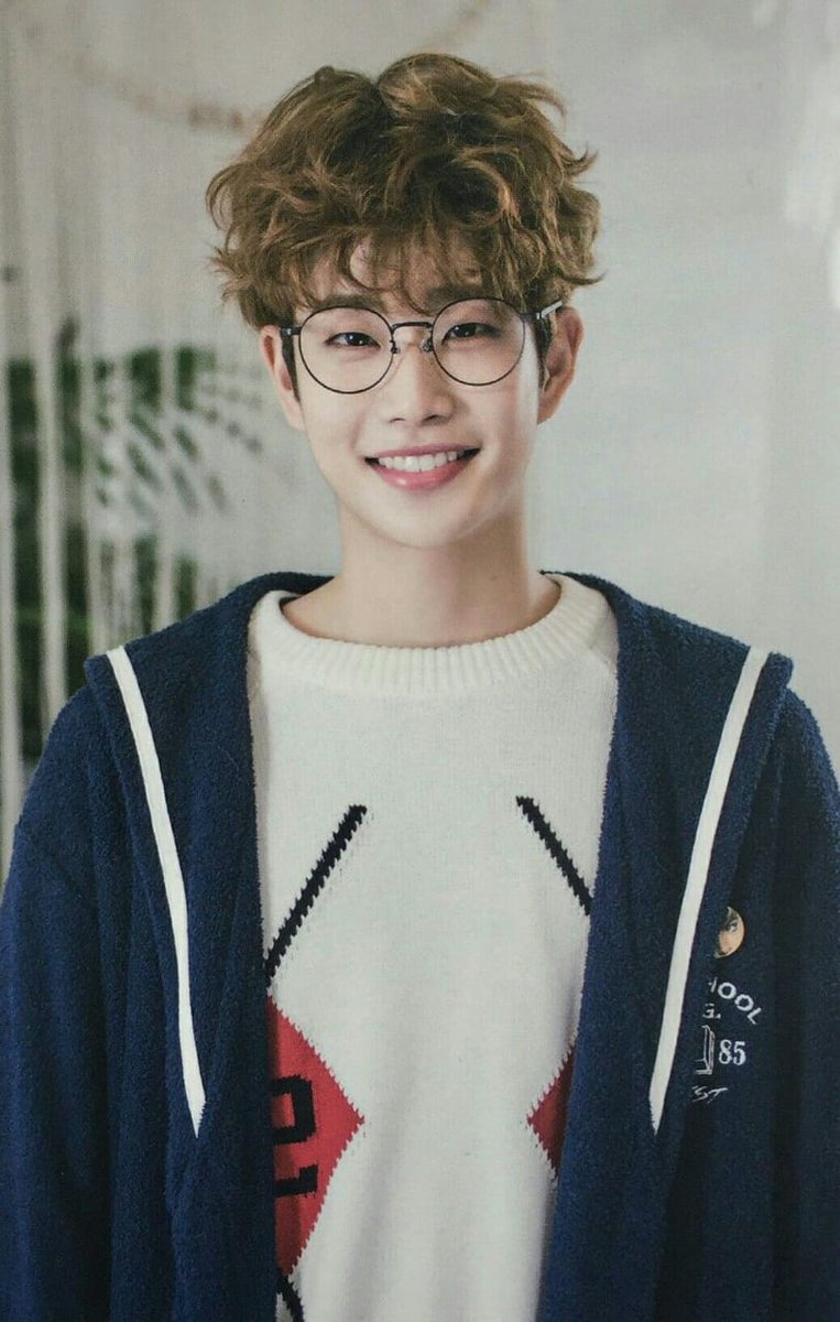 ususegar's tweet photo. HAPPY BIRTHDAY OUR HAPPY VIRUS #MJ 🎉 🎉
I hope all of your dreams come true @offclASTRO
#아따_명준이가_왔다
#HappyMJDay
#MJDay
#MJ_아스트로
#아스트로
#ASTRO #ItsAllLightWithAstro #AllNight #AllLight #WeLoveYouMJ #WeLoveYouAstro
#엠진bdayGA https://t.co/wN6eFR4nCx