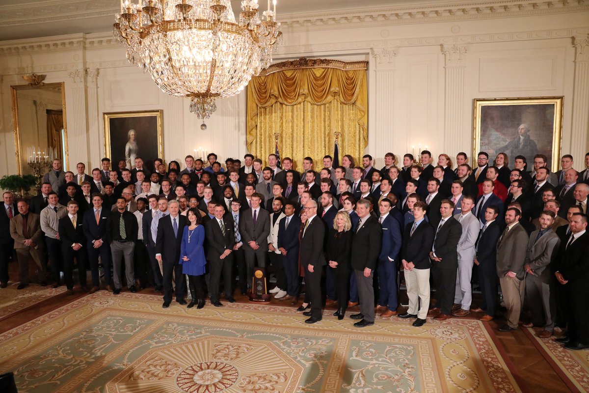 NDSUfootball's tweet photo. Our day in Washington is complete. Thanks to @POTUS and @SenJohnHoeven for the opportunity of a lifetime in our nation's capital. #NDSUinDC https://t.co/HZOPnx6N16
