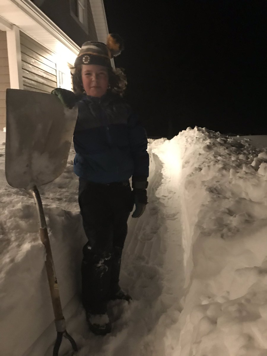 AndrewMacKay8's tweet photo. A little snow down ❄️ #PeStorm #CapeTraverse @CBCPEI @mitchcormierCBC https://t.co/A03w4ZYHiu