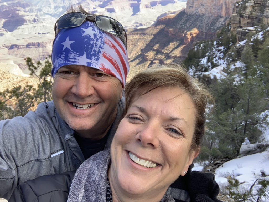 Coachjdb's tweet photo. Showing 10.5 miles from lodge to #HermitsRest 
#RimTrail #ElevationChange #TooMuch
@Tonyabailey7 and I too stubborn to give up. https://t.co/Jk8qRypGk9