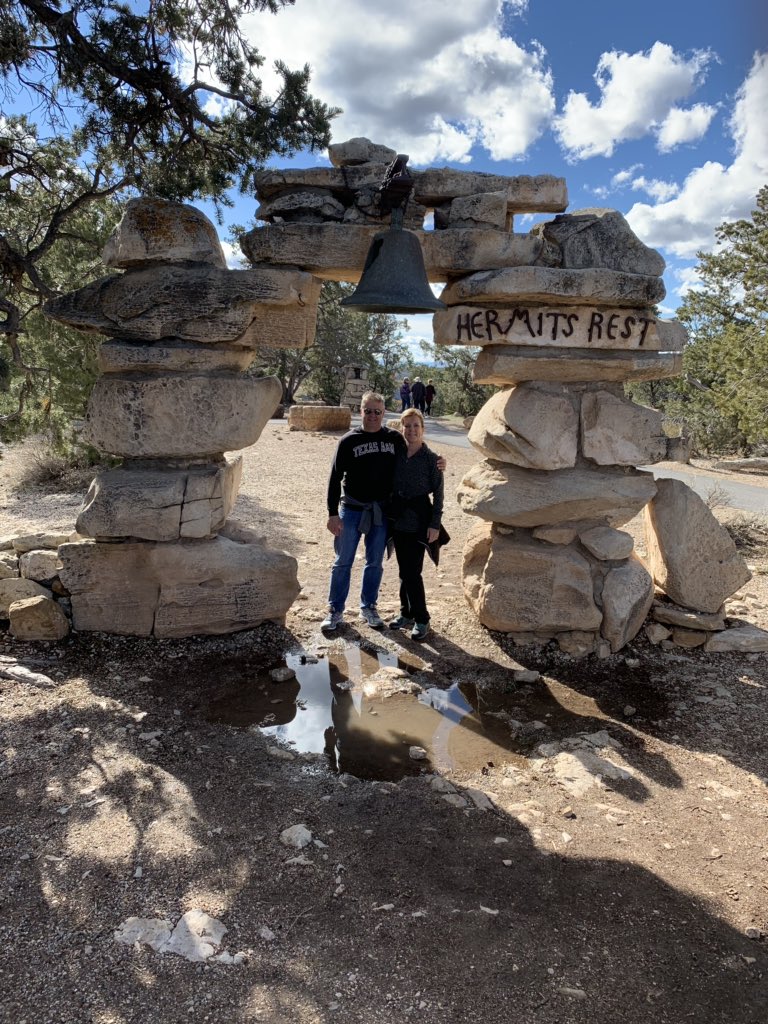 Coachjdb's tweet photo. Showing 10.5 miles from lodge to #HermitsRest 
#RimTrail #ElevationChange #TooMuch
@Tonyabailey7 and I too stubborn to give up. https://t.co/Jk8qRypGk9