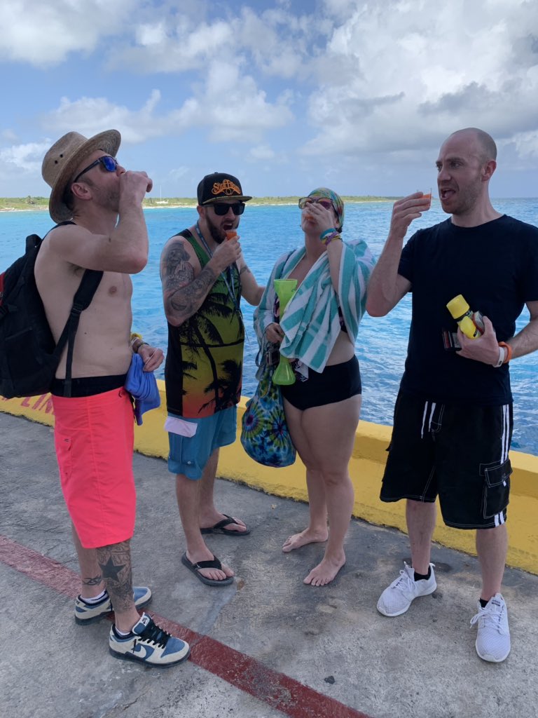 p2theslingshot's tweet photo. Mexico > Belize #channel27 https://t.co/pw6oXWCd1o