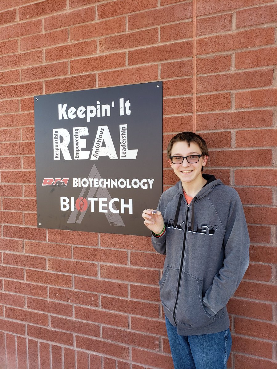rmhsbiotech's tweet image. Biotech had 10 students place at the district science fair! Five projects took first and move on to the state science fair! #realprojects #redmountainway