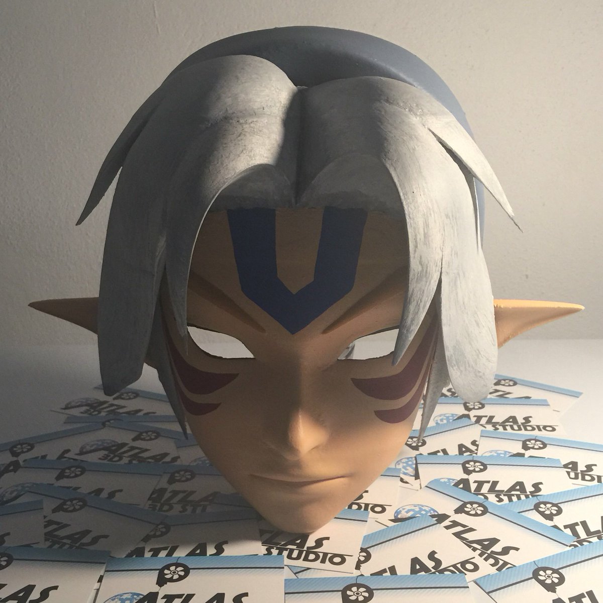 ObiKenobit's tweet photo. Hoy, en "Trabajos de hace algún tiempo", os traemos la Máscara de la Fiera Deidad. Impresa y pintada por @Atlas3DStudio hace ya un par de añitos como encargo especial que nos pidió la gran artista @tsukuyomi_. ¡Buenas noches! #Zelda #3DPrint #MajorasMask #FierceDeityMask https://t.co/m0YMheeIOU