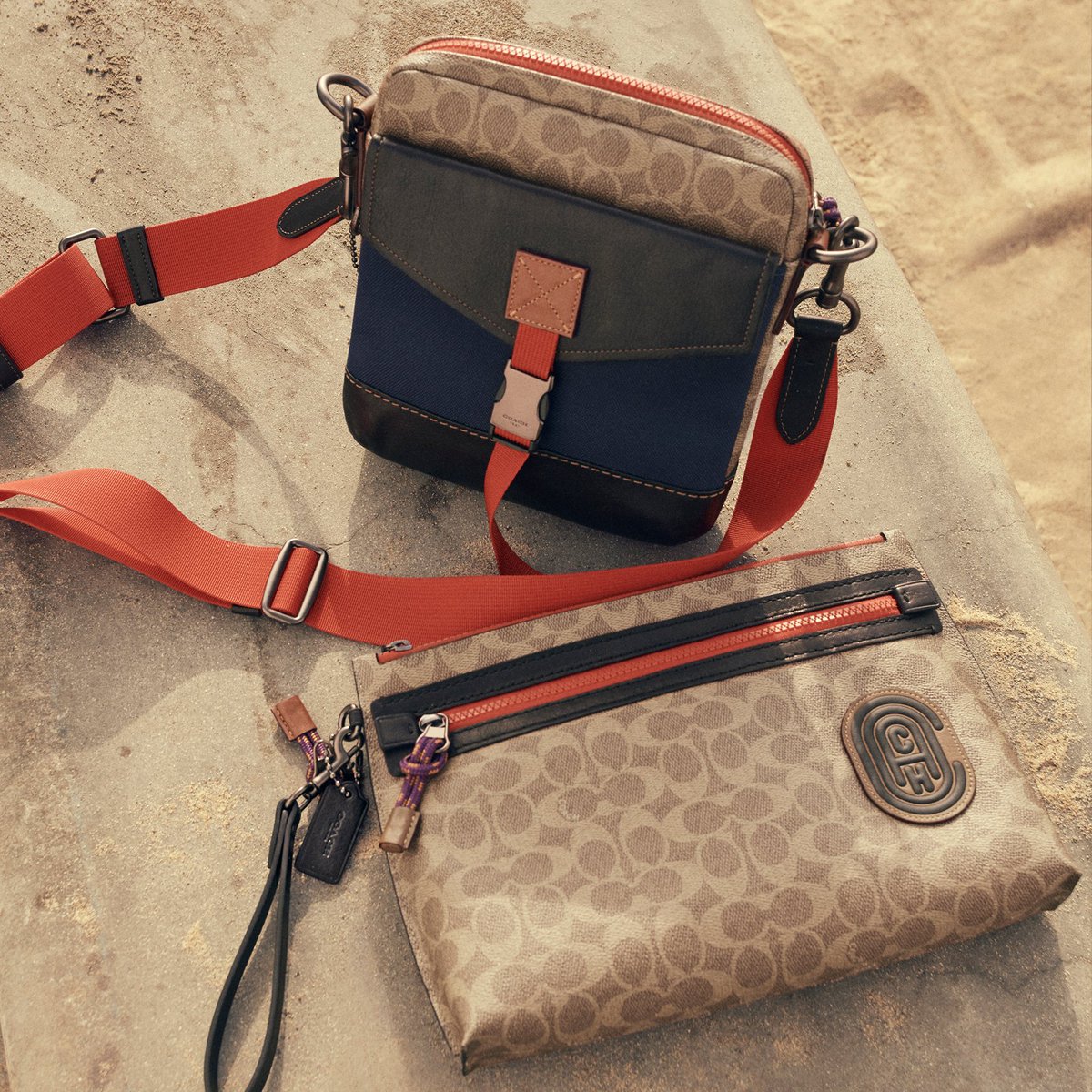 coach crossbody travel bag