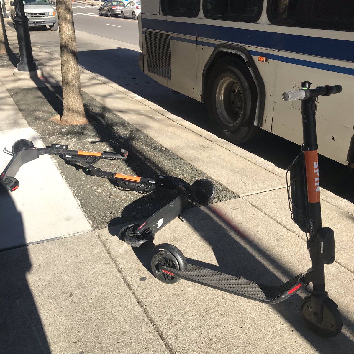 angienashville's tweet image. Just one/two blocks from @WeGoTransit Music City Central to City Hall. Plenty of questionably parked #scooters available out front! Did not realize the mom &amp;amp; daughter ahead of me were folks I knew till we met up at the next intersection. We had a nice chat! #walkmore #busmore