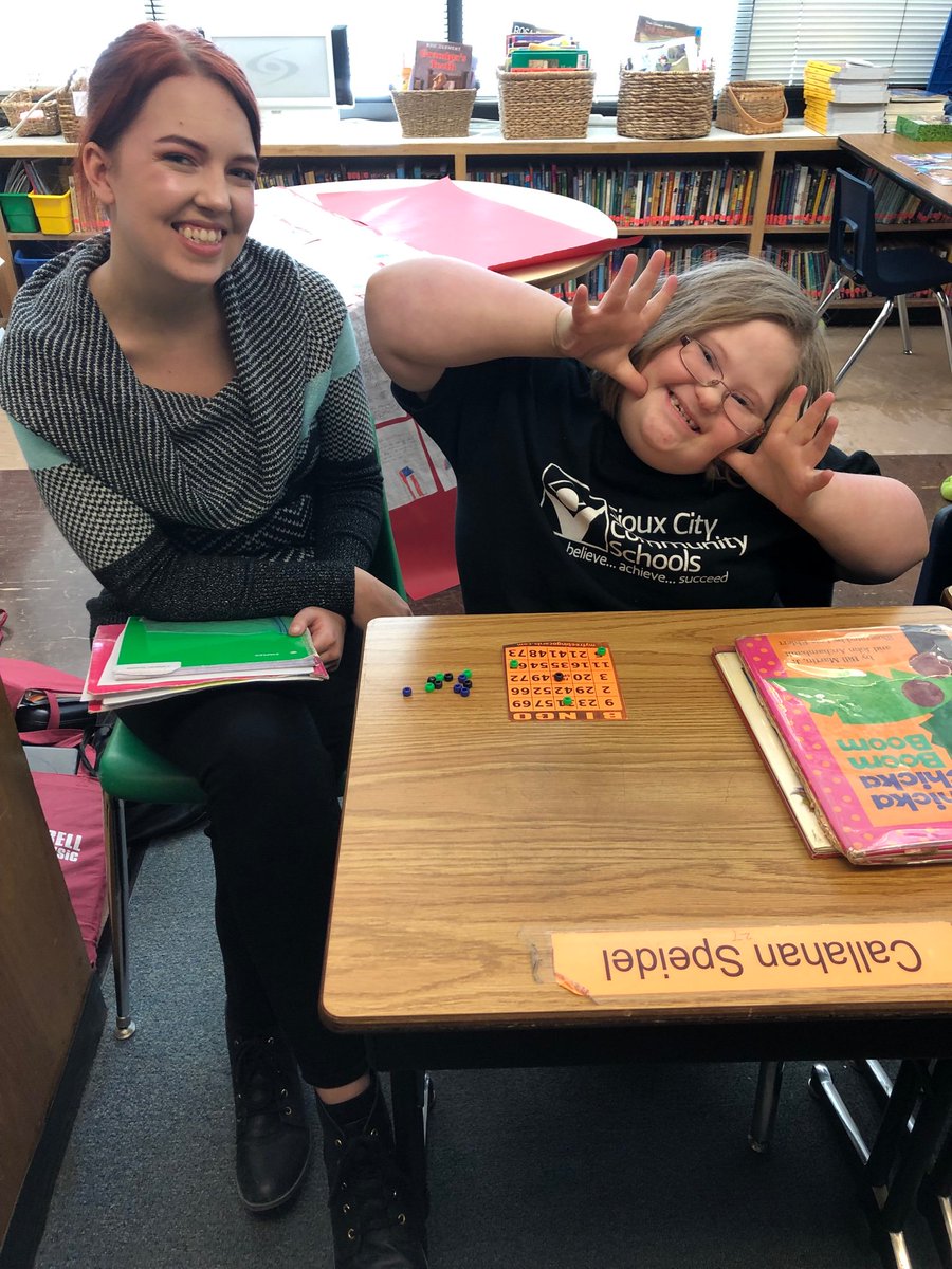 sunfifthgraders's tweet photo. Sunnyside students played Skype Bingo as an incentive for good behavior. What a great start to our Monday! @NodSunES #raiderready #greatkids https://t.co/dzUzG7y93u