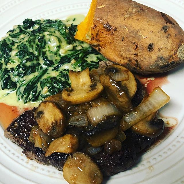 jamiejjorge23's tweet photo. Dinner...
.
.
.
.
.
#foodie #foodiegram #instafood #instagood #nomnomnom #dinnerflow #foods #cooking #yummytummy #yumtum #spinach #sweetpotato #steak #foodporn #foodphotography #foodstagram #MondayMood https://t.co/NhcfIOwOjs https://t.co/rjxzs2rhql