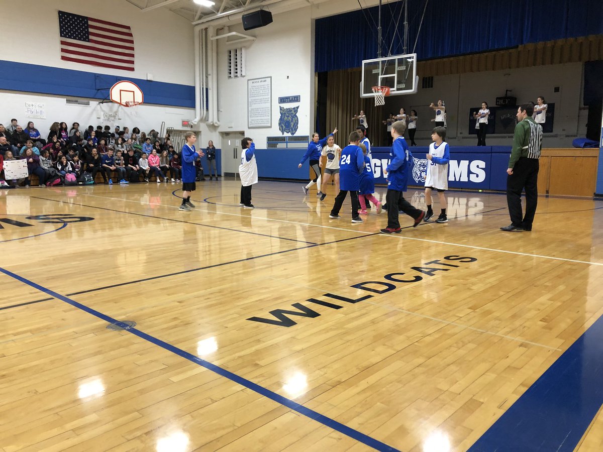 So proud of all of our athletes!  #unifiedbasketball #specialolympics <a href="/specsrvcs44/">SpecSrvcs</a> <a href="/MrsSmithSD44/">Mrs Smith @ GWMS</a> <a href="/ndasbach44/">Mrs. Dasbach</a> @D44Kidder <a href="/clodaghmc11/">Clodagh McCall</a>