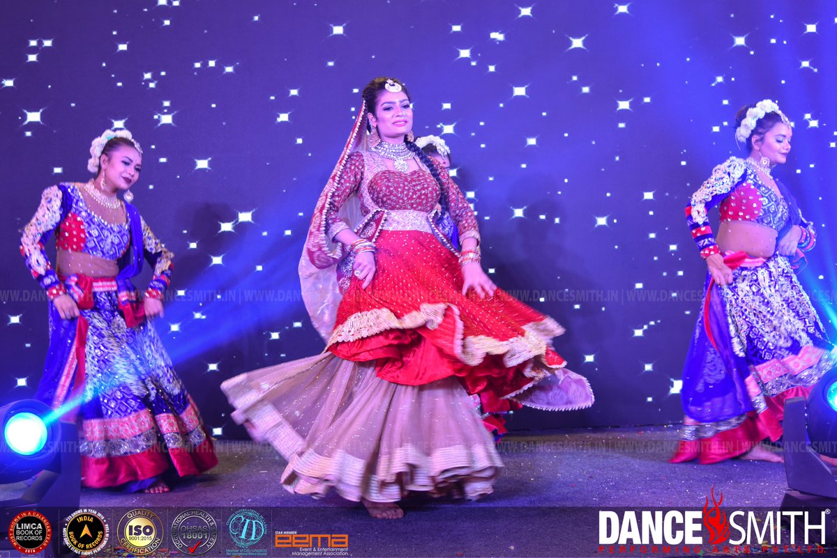 DanceSmithIndia's tweet image. Experience the ravishing beauty of Live Entertainment Shows with team @DanceSmithIndia 
#Bollywood #StagePresentation #StageShows #Performers #Performance #LiveEntertainment
