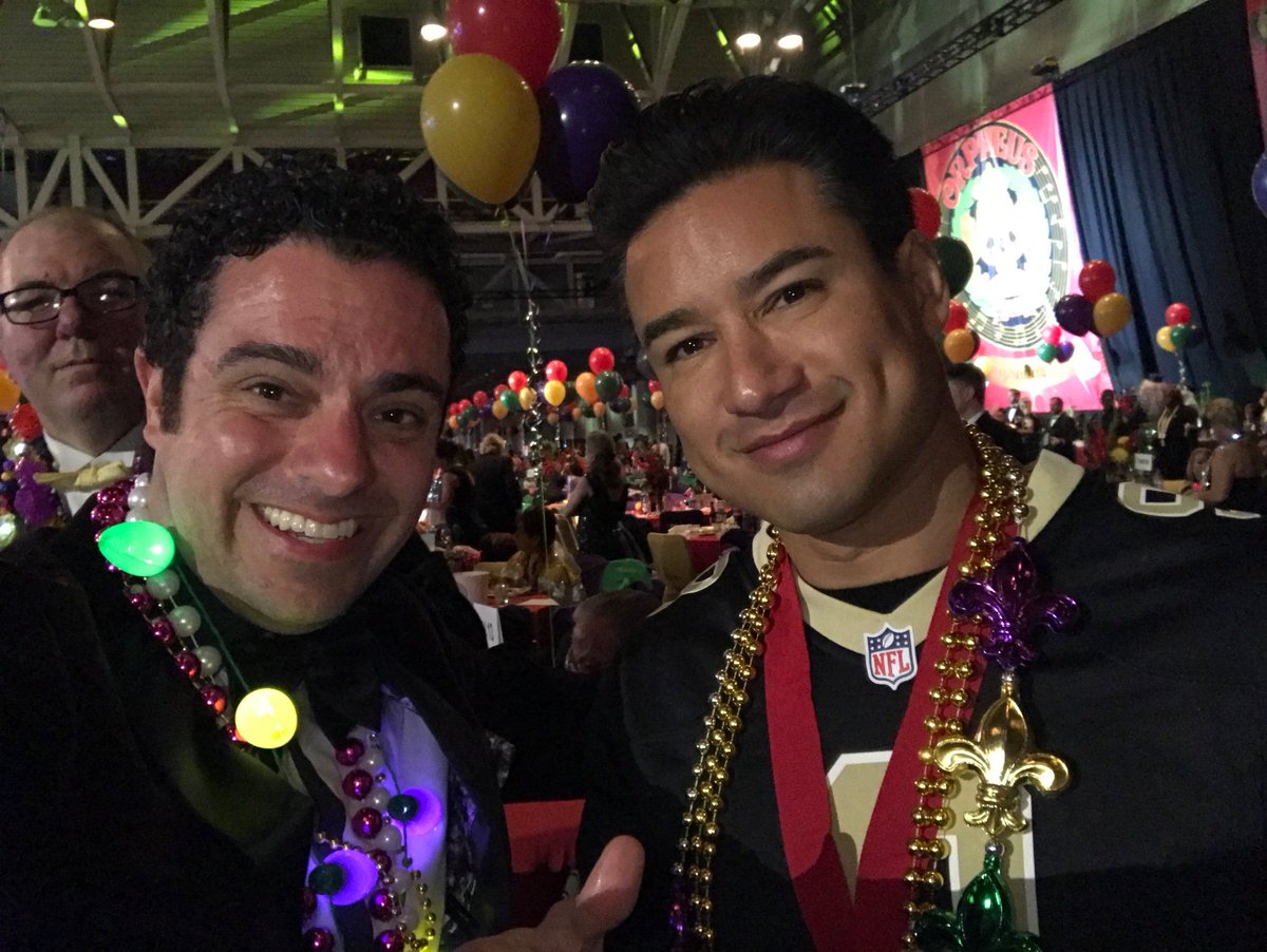 KennyLopez_TV's tweet photo. It’s alright cause I’m saved by the bell! Mario Lopez was a celebrity monarch in this year’s Krewe of Orpheus parade! He did a great job of bringing Mardi Gras magic to New Orleans! @KreweofOrpheus #orpheus #orpheuscapade #lopez #mariolopez #savedbythebell @extratv https://t.co/z8EnXs4O4w