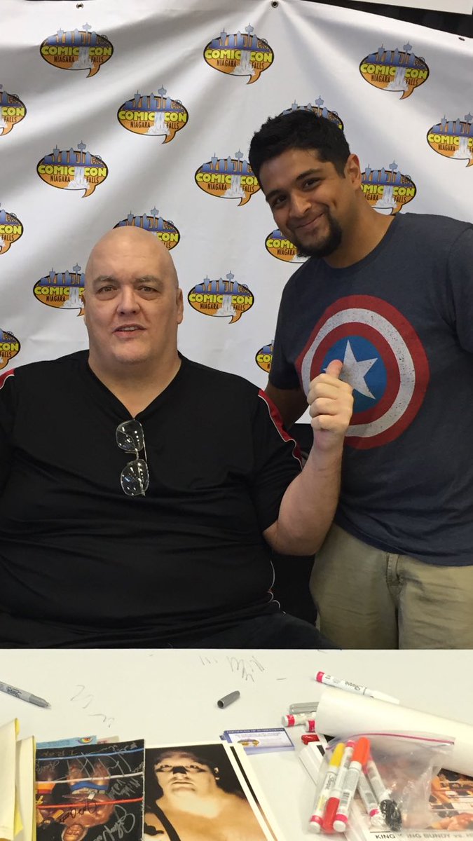 3collectabros's tweet image. Very saddened to hear about the passing of King Kong Bundy. I was a huge fan of his growing up. We got the chance to meet him a few years ago @NFComicCon RIP #5count #KingKongBundy @FullyPoseable @matts4400