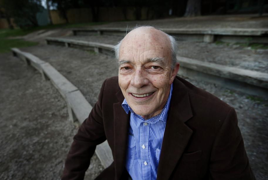 “Hero” and “champion” are so overused as to debase the currency, but Les Carlyon was one of the few entitled to be described that way. Andrew Rule remembers a giant of Australian journalism.

trib.al/P1ASTjc