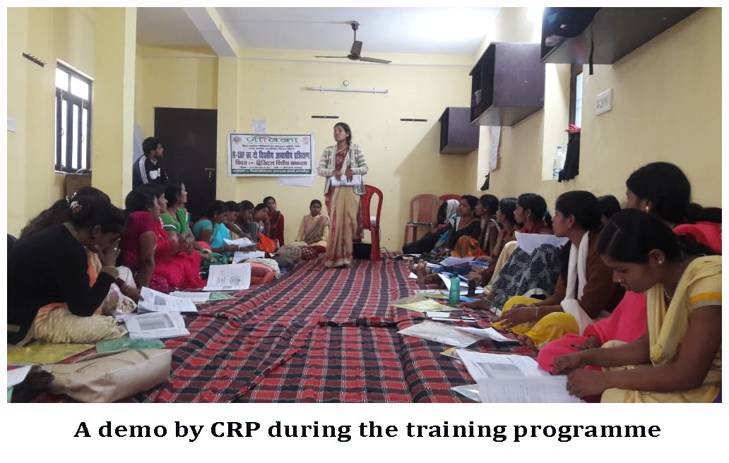 BASIXConsulting's tweet photo. Master Trainers(MT) of @brlps_jeevika training FI-CRPs on #Digital_Financial_Literacy in Patna and Samastipur districts of Bihar. MTs were trained by BCTS as part of Technical Assistance to #World_Bank Supported BRLPS’s DFS initiative in Bihar with funding support from SIDBI-PSIG https://t.co/sGK7lwiFTe