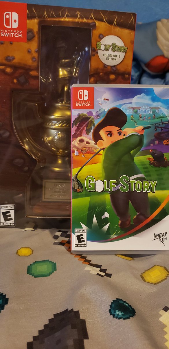 ThatsAnerdykid's tweet photo. @LimitedRunGames when you forgot that you are going for a complete collection of collector edition for switch but best bestbuy has variety covers and your wallet hurts #thatnerdykid #geeky #gaming #Nintendo #switchcore #gamecollecting #bankrup https://t.co/Ngo978UzhS