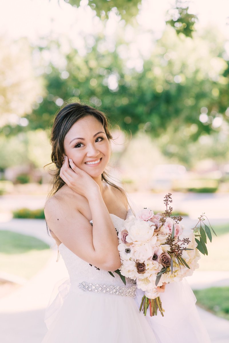 HIWedPlanner's tweet photo. Innocence in its purest form...Kaetia looks absolutely stunning!
.
✨Planner: us
Photography: @IvanDianaPhoto 
Floral: The Palette
.
#bride #beautifulbride #weddingplanning #outdoorweddings #weddingplanner #greenweddings https://t.co/2eT4hndZQw
