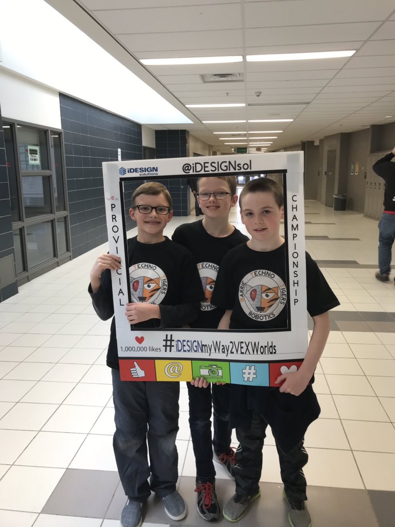 UPSparent's tweet photo. @BramptonRobotic #Barrie Techno Tigers Team #2887D had a great time. Congrats to all who snagged some hardware & thanks to the Staff & #Crew at #DSSS who volunteered their time on Sat. https://t.co/5jEh65JlxX