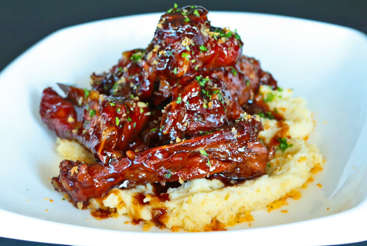perchdavao's tweet photo. 🍗Perch Special Spare Ribs (GOOD FOR 2 PERSONS)
24hours brined special cut spare ribs served with home-made fries.
The sweet and salty taste makes this recipe finger-licking good. So give it a try at #PerchModernKitchen + #Bar
Visit us #perchModernKitchen + #Bar
#PerchDavao https://t.co/DuqmpGkyYc