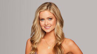 paytongirl44's tweet photo. The real victim of the fence jump #thebachelor https://t.co/FtyvD1HoMS
