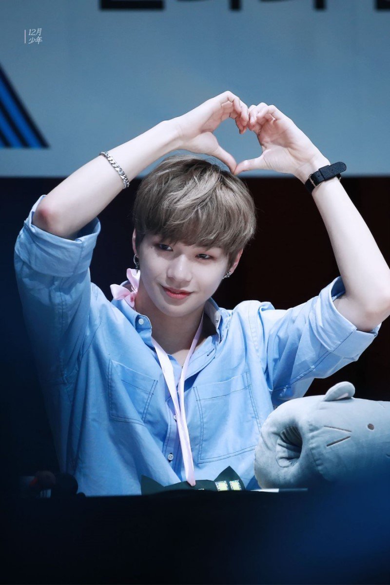 peaca121's tweet photo. 강다니엘 사랑해
강다니엘 눈웃음
강다니엘 눈물점
강다니엘 입꼬리
강다니엘 유튜브
강다니엘 무대
강다니엘 고양이
강다니엘 사모예드
강다니엘 어깨
강다니엘 기네스북
강다니엘 춤
강다니엘 예능
강다니엘 레이니즘
강다니엘 사복
#WeTrustYouDaniel 
#ForeverWithDaniel 
#강다니엘 #KangDaniel https://t.co/EhjjtTIsek