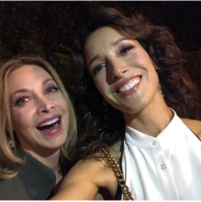 A beautiful smile to end a #Bealstiful Monday!!! <a href="/jenniferbeals/">Jennifer Beals</a> #MondayMotivation #MondaysMadeBetter