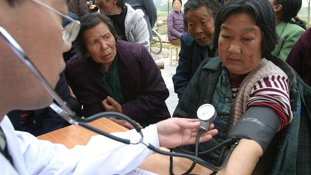 CGTNOfficial's tweet image. Premier Li: China to ensure affordable, accessible basic medical services #TwoSessions goo.gl/BcYGtS