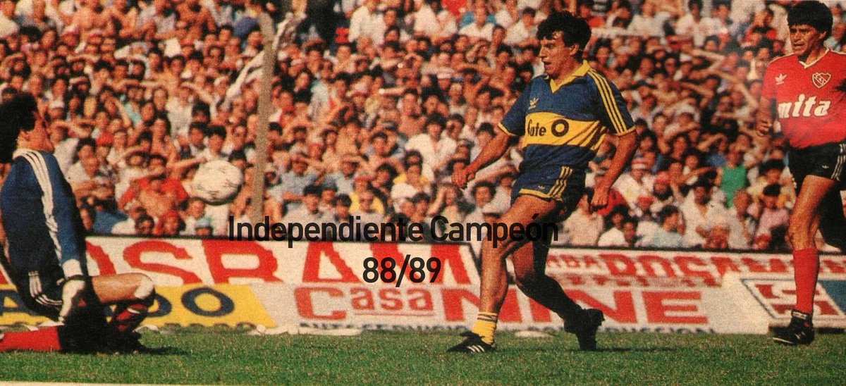 CAICampeon's tweet photo. FECHA 10 - Partido jugado el 13 de noviembre de 1988.
Independiente 2 - Boca Juniors 1.
Goles: Ricardo Bochini, Alfredo Graciani y Rogelio Delgado. 
Un partido clave con un triunfo vital para "levantar cabeza" en la tabla de posiciones. https://t.co/fDjKiRu0bt