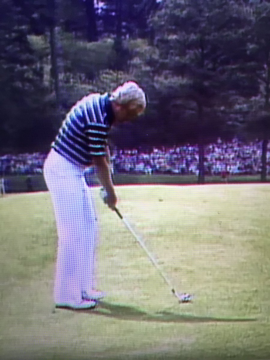 chambleebrandel's tweet photo. Matt Wolfe, with his rounded back and “sloppy posture” is set up to move like the best of all time. Well coached by @GeorgeGankas who knows that “bad posture” facilitates ideal movement. https://t.co/WhNdRu3nUm
