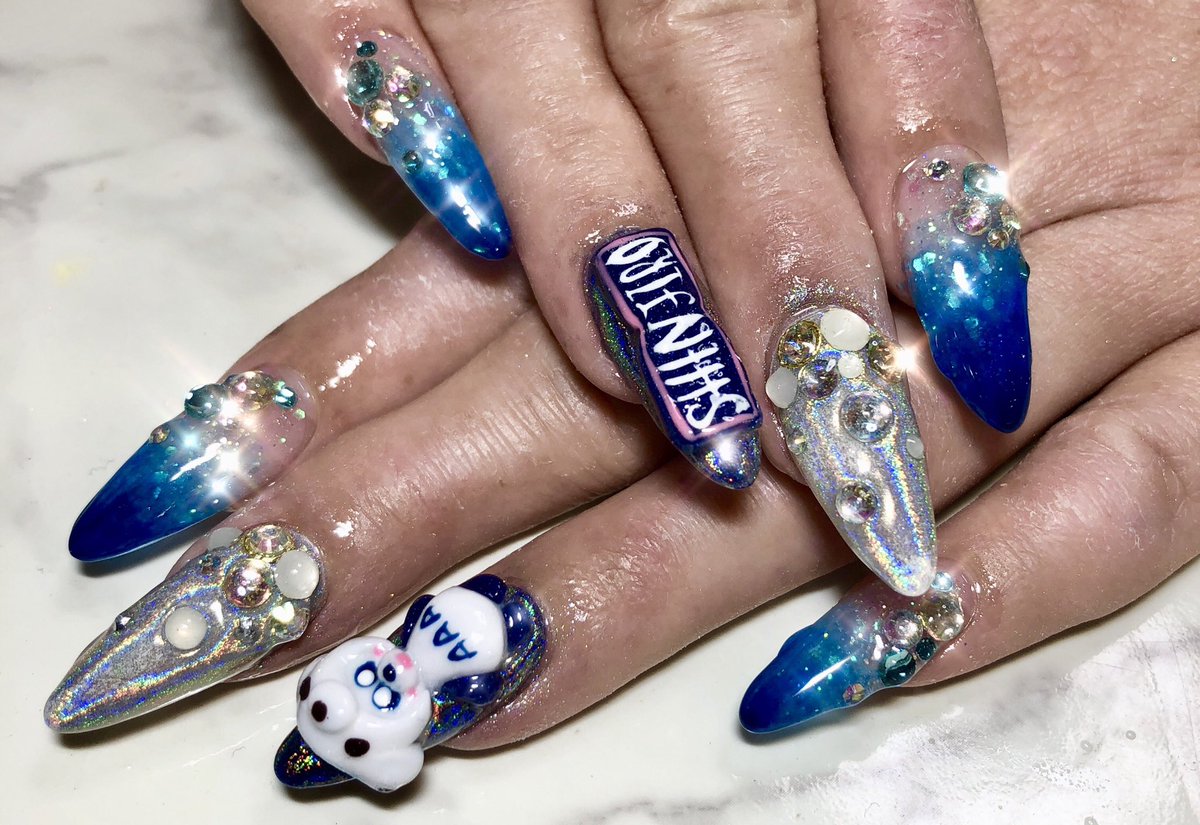 트위터의 村田 奈津季 님 かなさんネイル スカルプ ポイントネイル グラデーションネイル ホログラムネイル ラメネイル ブルーネイル ホワイトネイル ユニコーンネイル aネイル 3dネイル 毎月ありがとうございます 自宅ネイル Nail