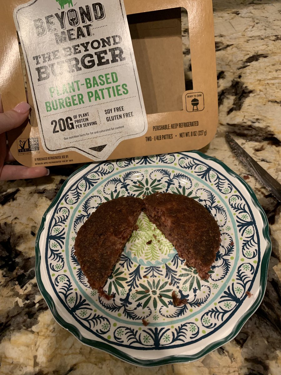 isabelleb022's tweet image. I thought the burger tasted okay so I give it a 5/10 but it smelled weird. Meat and dairy production is responsible for 60 per cent of agriculture’s greenhouse gas emissions. @ambarnes8 @beyondmeet #esslove #climateaction #savetherainforest #teachSDGs