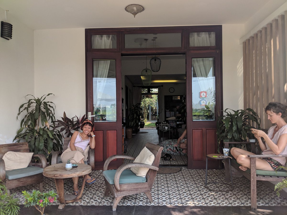 LopesRosanna's tweet photo. Back at @hubhoian after 2 years. It's even more beautiful and the community has grown. The next Nomad Hub in SE Asia #digitalnomad #coworking #coworkingspace #community #networking #travel #entrepreneur #freelancer #remotework #startup #business #hoian #vietnam https://t.co/OGu7Dk2g9R