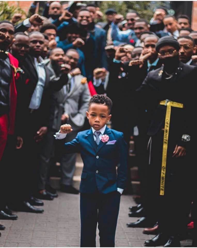 KimCalledIt's tweet photo. ๐คด๐ฝthey say a pictureโs worth a thousand words.... well this one has no limitations ๐
๐ฝโโ๏ธ๐ฟ#BlackFuture #DNACoded FOR THOSE WHO COULDNTโผ๏ธโ๐ฝ๐ฏ #BeenLegendary #ROYALTY #KINGS ๐ https://t.co/Q2NyAZmzsy