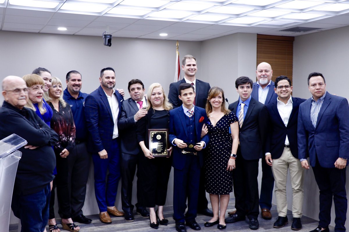 sweetwaterpost's tweet photo. Tonight at the Sweetwater Commission Meeting, city officials gave the Bryan Art Foundation, a local autism-awareness nonprofit, a special recognition, donations, and much-needed support. #autismawareness #sweetwater https://t.co/pETFivkr0J