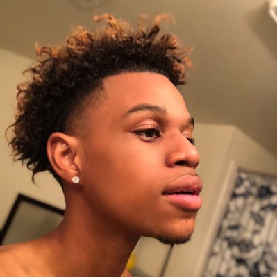 All I see is blue faces baby 😈 https://t.co/NeD5L4gIsg<a href="/tag/youtubersreact"class="tags"><span>#youtubersreact</span></a><a href="/tag/yeeapp"class="tags"><span>#yeeapp</span></a><a href="/tag/monkeyapp"class="tags"><span>#monkeyapp</span></a>