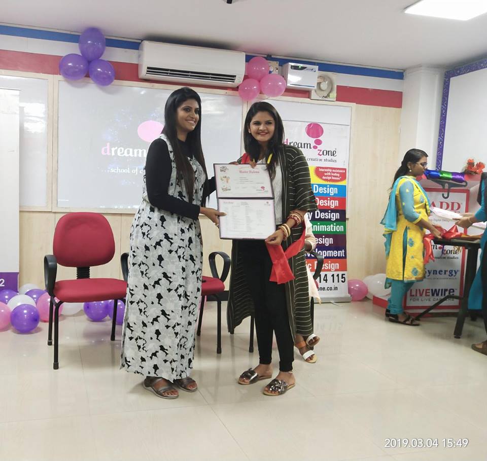 DreamZoneSchool's tweet photo. DreamZone Graduation Day 2018-2019. Wishing you all the very best on your graduation day and beyond. All the best!
#Dreamzone #fashiondesign #interiordesign #graphicsdesign #Webdesign #personalgrooming #makeupandmakeover https://t.co/I0l8iz1zFr
