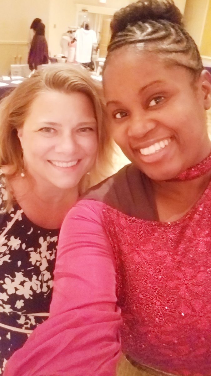 Indispeaknteach's tweet photo. We are better together!😁 So grateful for this amazing group of women!😊😊😊 #success #Leadership #education #women #encouragement #empowerment #business #author #indiawhite #ftgi @T_Shamburger @HABSEconnects @conchitacanty @UF @VirtualOfficeFL https://t.co/gqxLqqn7co