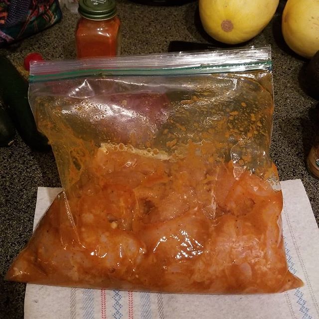 Hozer505's tweet photo. "If you marinate your meat in anything other than a ziplock bag, you think too highly of yourself." - @harleyplays
Chicken shawarma under way. #FatKidCode #FoodPorn #Healthy https://t.co/zYweN9XBHR https://t.co/Dy0SJjLtni