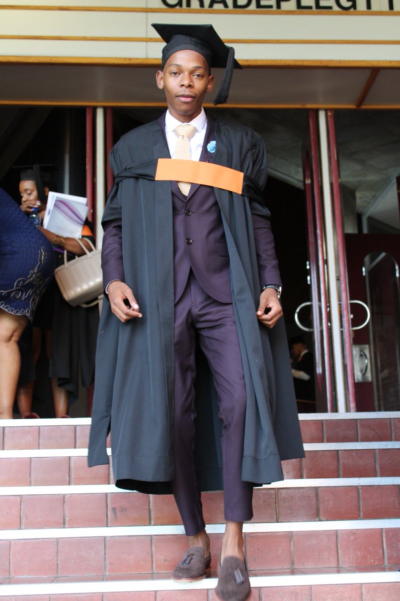 I_AM_BOIPZ's tweet photo. Graduation SZN📖
Ntwana shayi Page lets get degrees https://t.co/IPuDX2zwf7